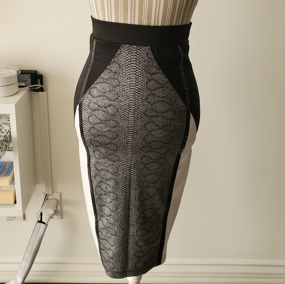 High waist skirt